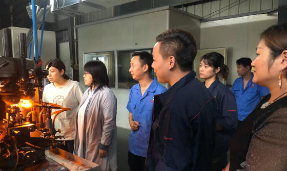 星童醫(yī)療有限公司來廠參觀