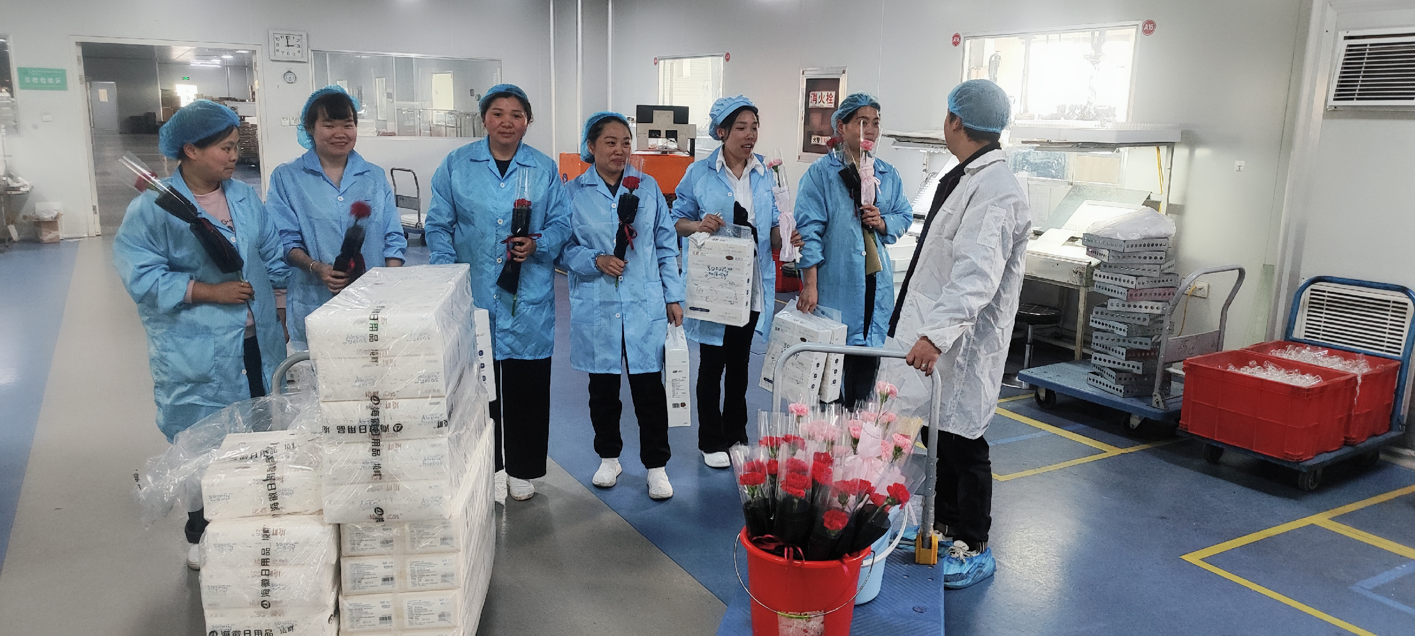 2025年3月8日女神節(jié)公司黨支部和工會慰問女職工